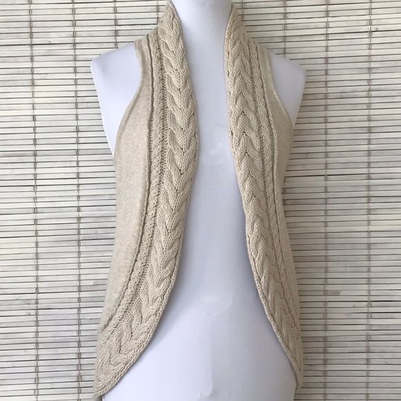 Banana Republic Tops - Banana Republic Oatmeal XS Cable Layering Vest